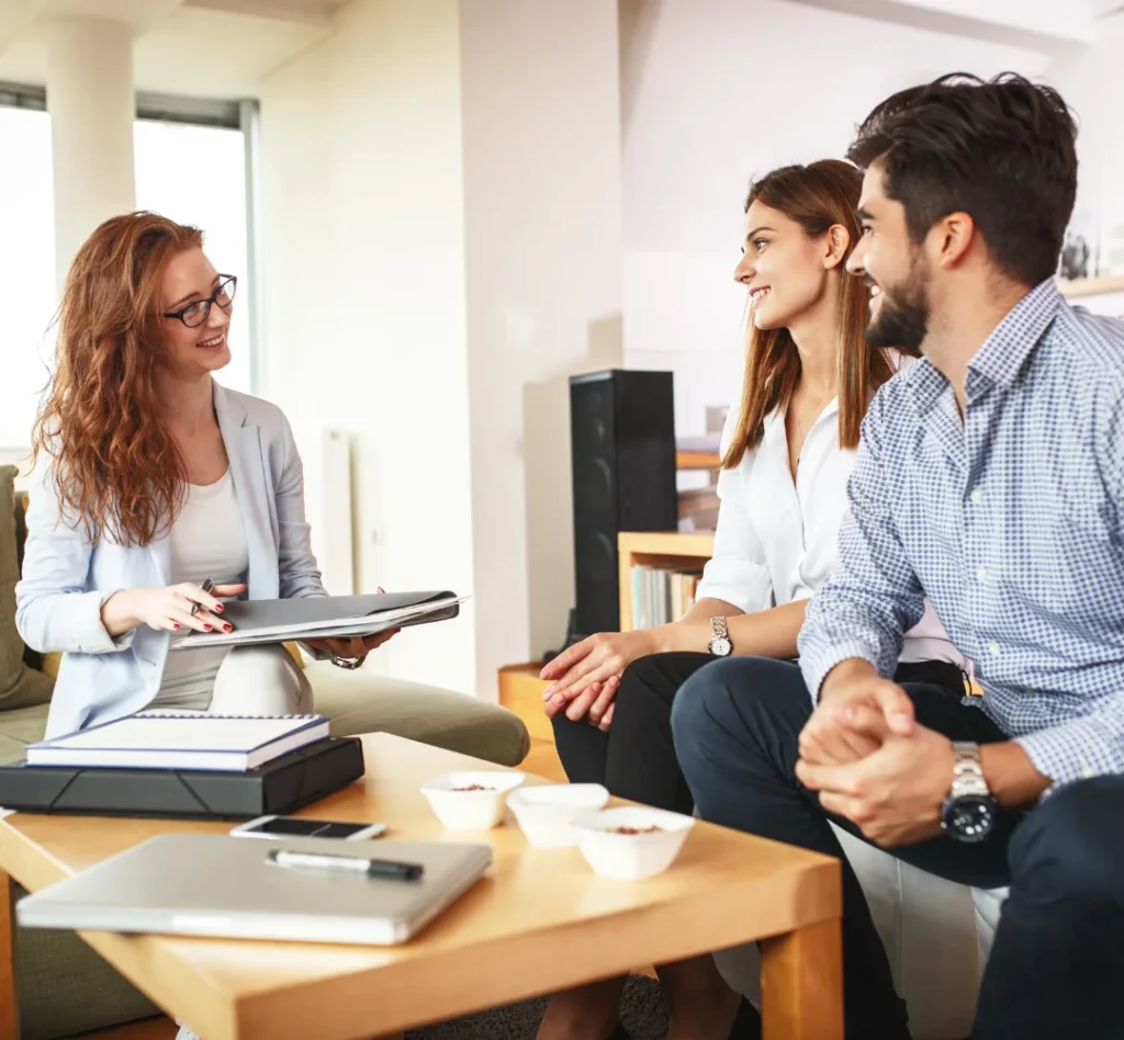 Who Should Hire a Real Estate Virtual Assistant